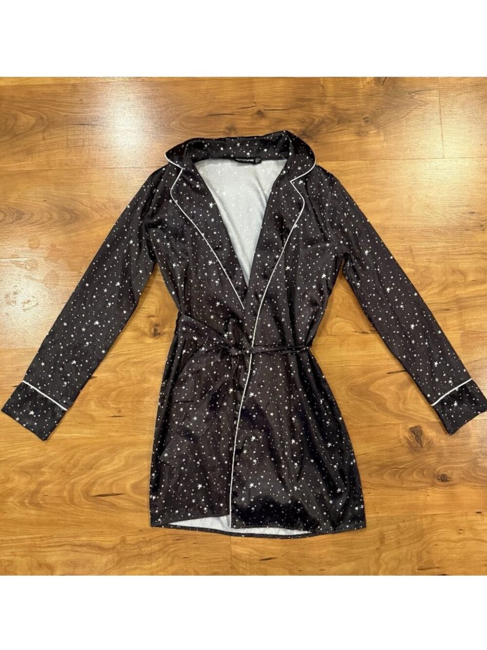 Pretty Little Thing KIMONO Robe Size 4